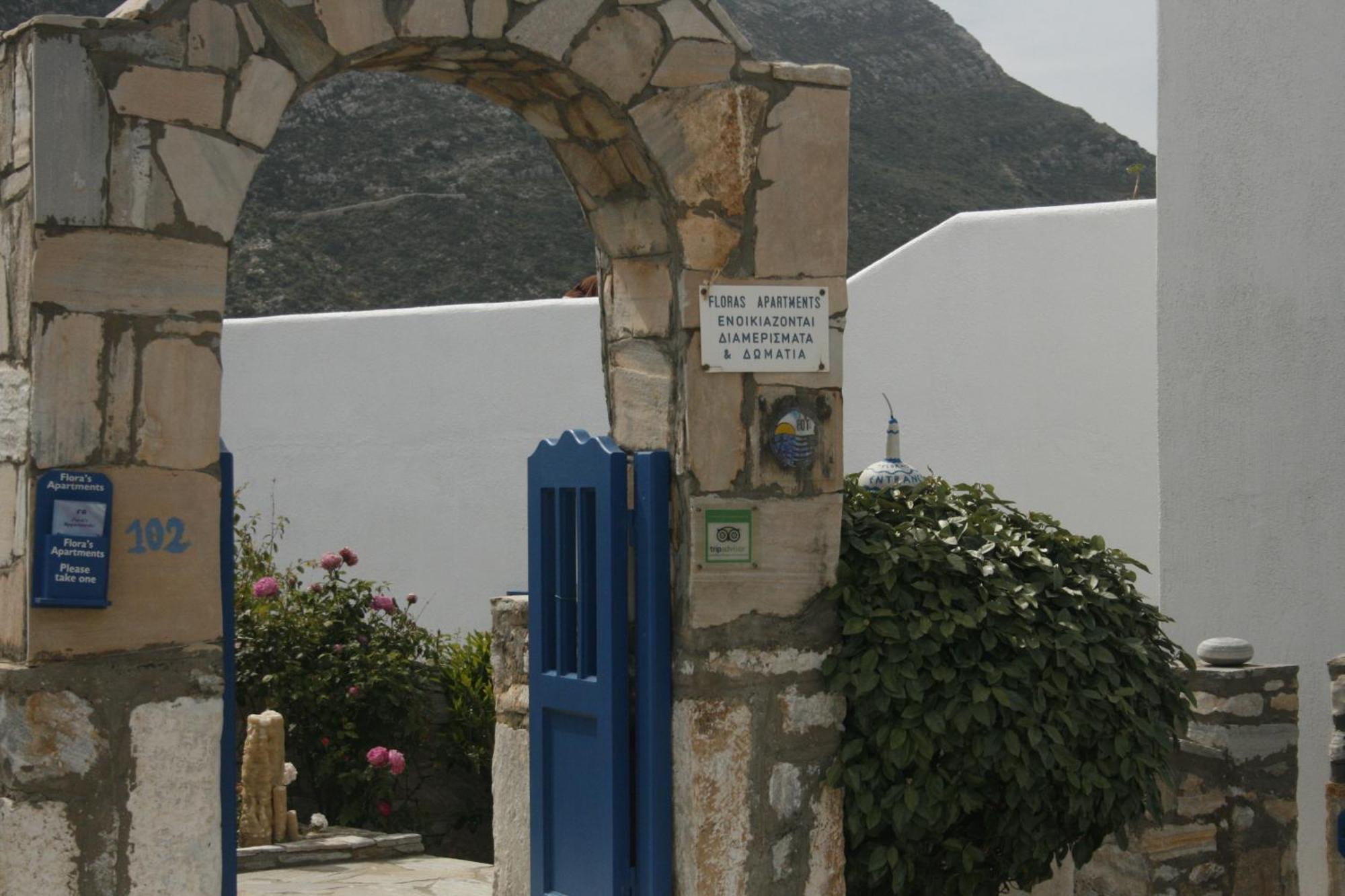 Flora'S Apartments Apollon  Exterior photo